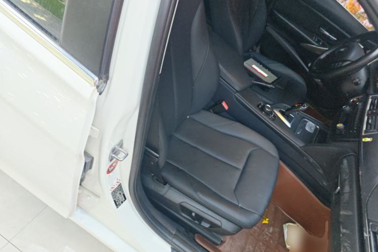 Used BMW 3 Series 2014 320Li Fashion Model