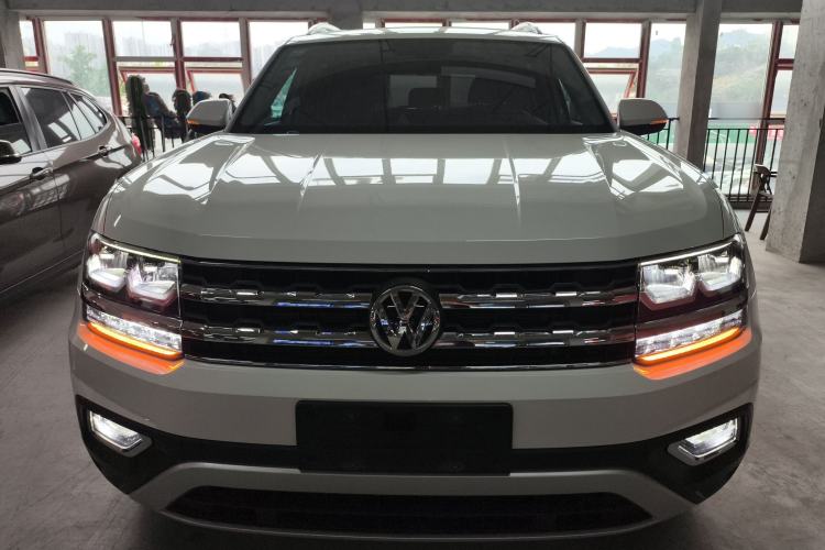 Used Volkswagen Teramont 2017 330TSI Two-Wheel-Drive Luxury Edition Front