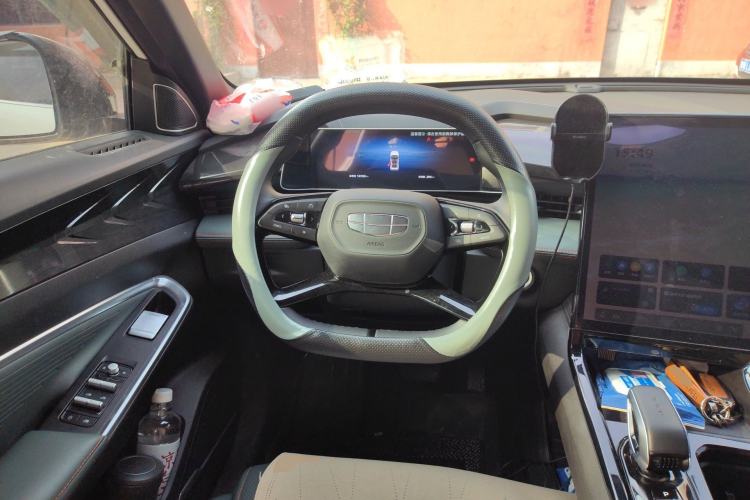 Used Geely Auto Emgrand X7 Sport 2024 1.5TD Smart Connect+ Steering Wheel