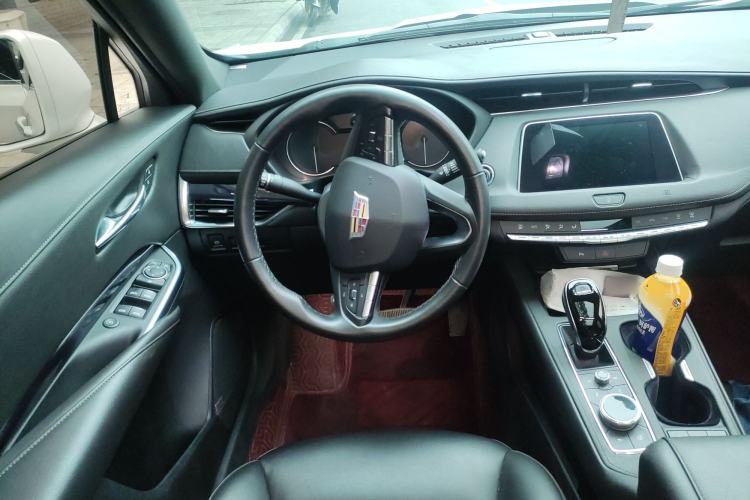 Used Cadillac XT4 2021 28T Two-Wheel Drive Tech Edition