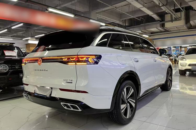 Used Volkswagen Tavendor 2023 380TSI Four-Wheel Drive R-Line Cruise Edition