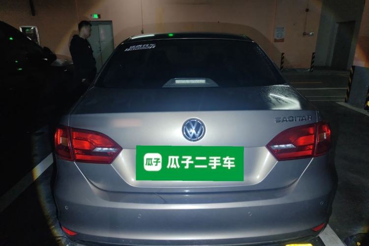 Used Volkswagen Sagitar 2014 1.6L Automatic Fashion Model Rear