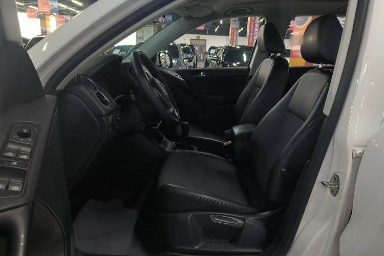 Used Volkswagen Tiguan L 2015 1.8TSI Manual Two-Wheel Drive Fashion Edition