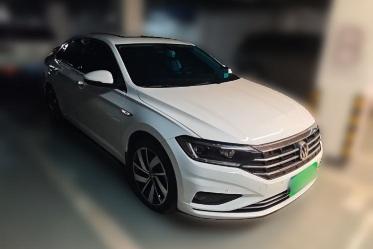 Used Volkswagen Sagitar 2021 280TSI DSG Excellence Edition Front Right 45 Deg