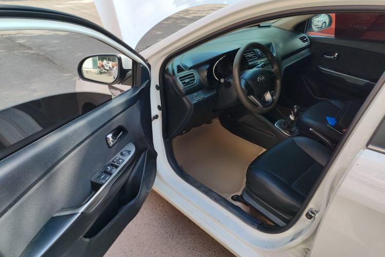 Used Kia K2 2012 Sedan 1.4L MT GLS Commemorative Edition Driver Seat