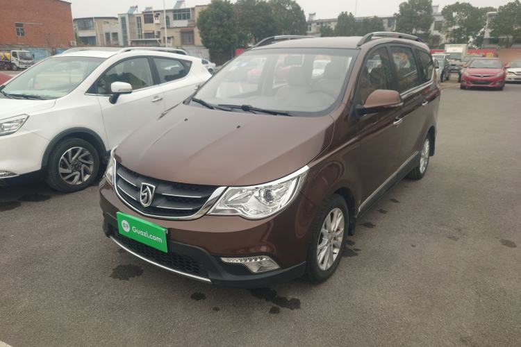 Used Baojun 730 2014 1.5L manual Comfort ESP version 7 seats
