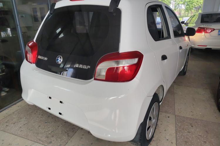 Used Venucia R30 2014 1.2L Manual Enjoyment Edition
