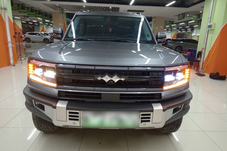 Used Formula Leopard Leopard 5 2023 Navigator Edition