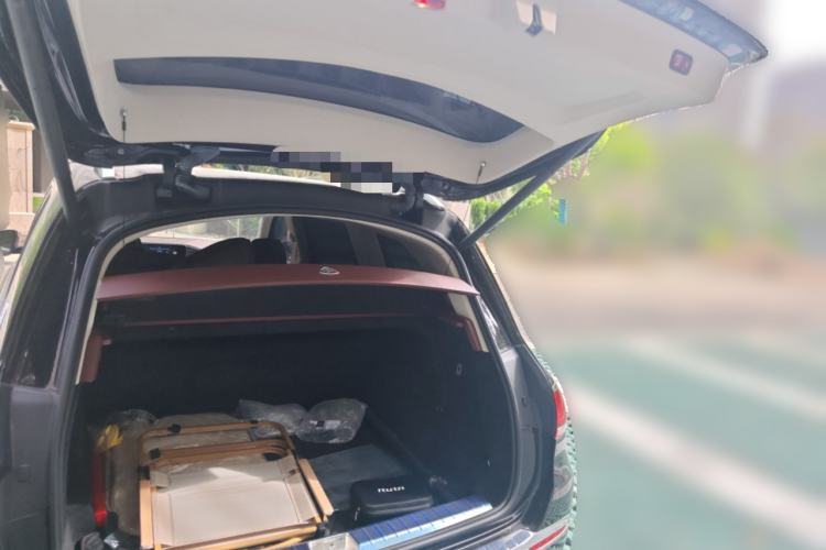 Used Mercedes-Benz Maybach GLS 2022 GLS 480 4MATIC Trunk