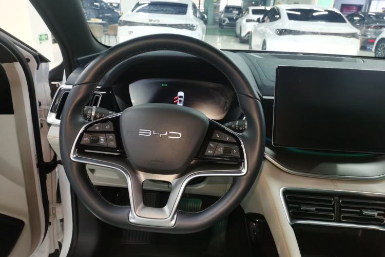 Used BYD Song PLUS New Energy 2023 Champion Edition DM-i 110KM Flagship PLUS Steering Wheel