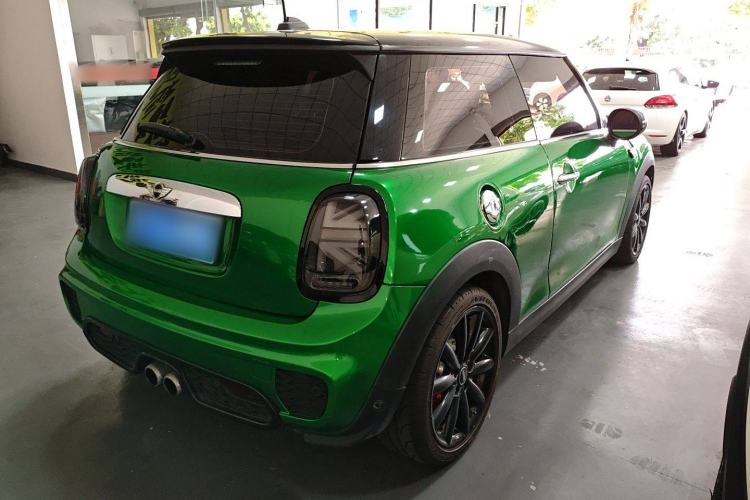 Used MINI 2016 2.0T COOPER S Pioneer Edition Exterior 4