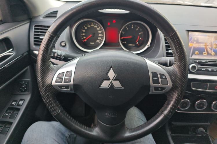 Used Mitsubishi Lancer EX 2016 1.8L Manual Black-and-White Retro Edition
