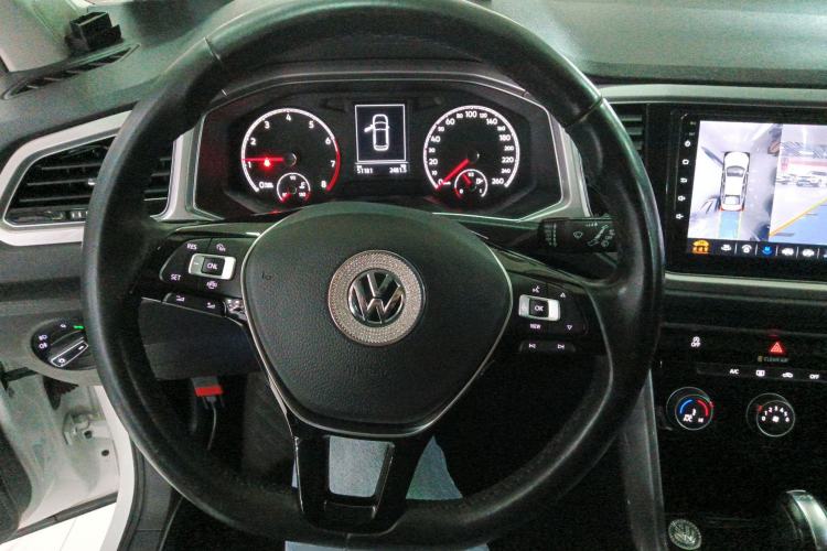 Used Volkswagen T-ROC 2020 230TSI DSG Two-Wheel Drive Advanced Version