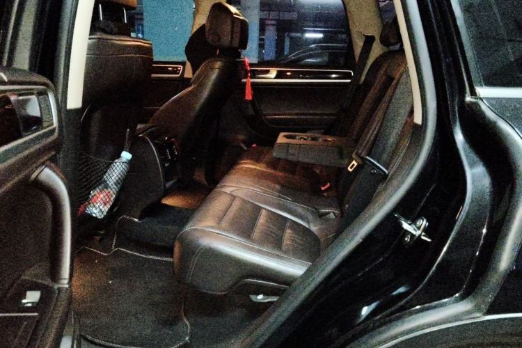 Used Volkswagen Touareg 2014 3.0 TSI New Edition