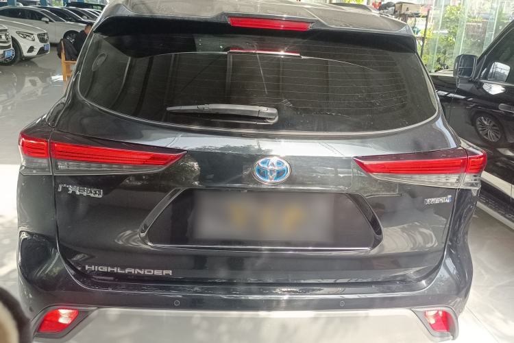 Used Toyota Highlander 2022 Dual-Engine 2.5L Two-Wheel Drive Prestige Edition 7-Seater Rear