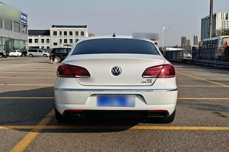 Used Volkswagen FAW-Volkswagen CC 2016 1.8TSI Prestige Model
