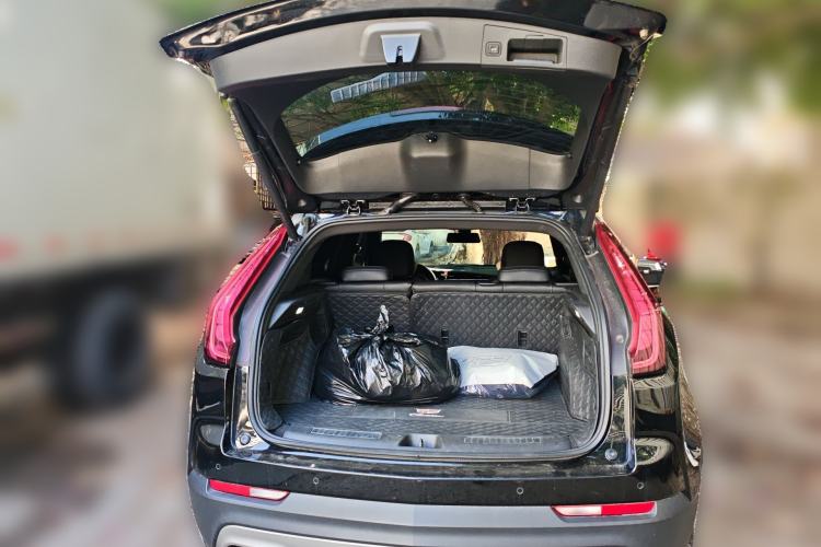 Used Cadillac XT4 2021 28T Two-Wheel Drive Leading Version