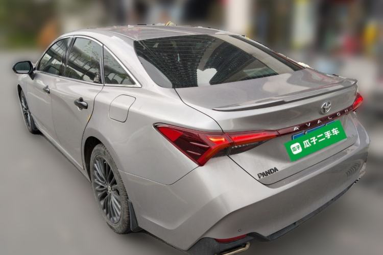 Used Toyota Avalon 2019 2.0L XLE Premium Edition China VI