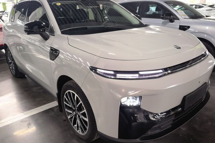 Used Leapmotor B10 2025 510 Joyful Edition
