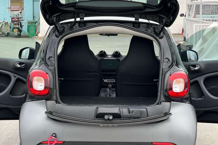 Used smart fortwo 2015 1.0L 52 kW Hardtop Passion Edition