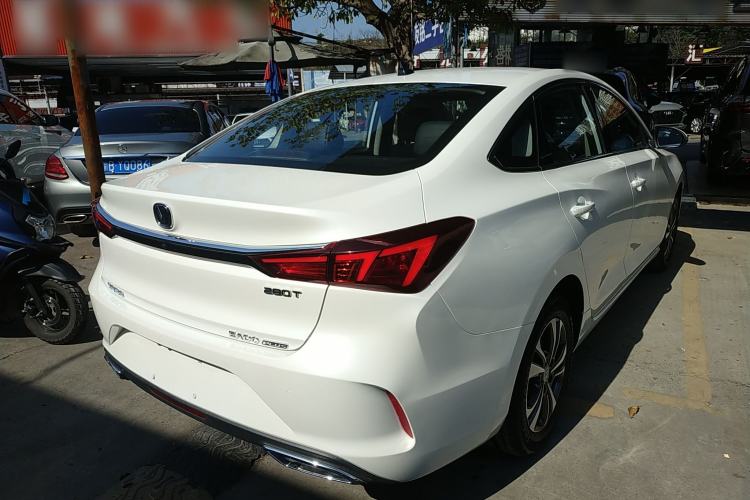 Used Changan Eado 2020 PLUS Blue Whale NE 1.4T GDI DCT Prestige Model
