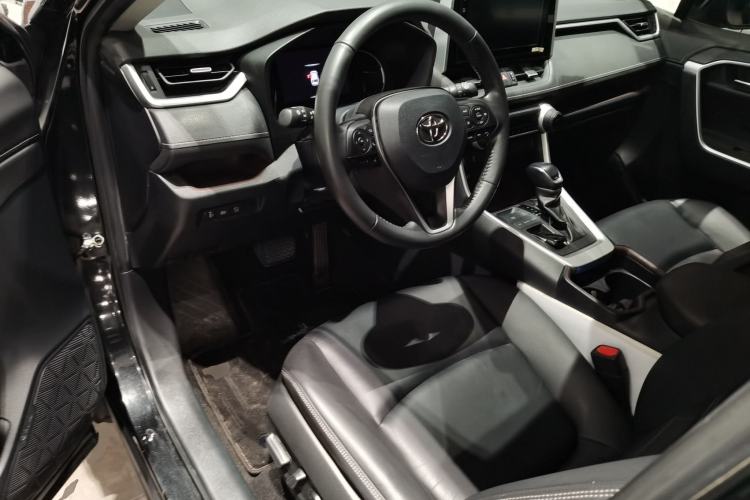 Used Toyota RAV4 2020 2.0L CVT Two-Wheel Drive Prestige Edition