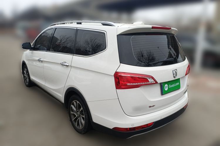Used Baojun 730 2017 1.5T Manual Style 7 Seats China V