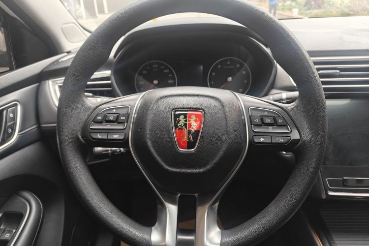 Used Roewe i5 2019 1.5L Automatic 4G Connected Langhao Edition