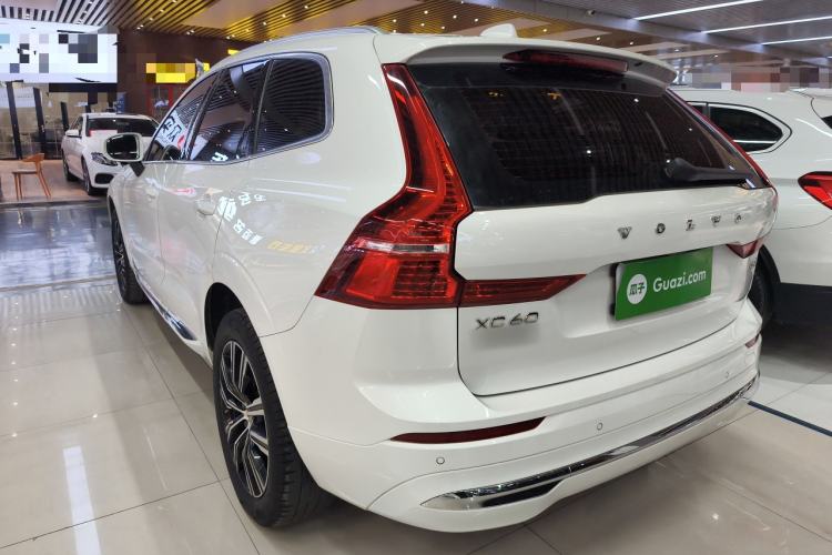 Used Volvo XC60 2022 B5 4x4 Smart Luxury Edition