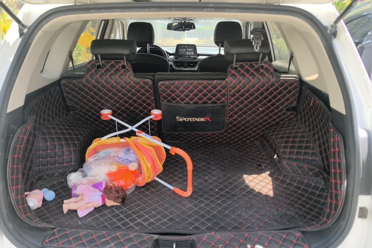 Used Kia Sportage R 2019 2.0L Automatic Smart Luxury Edition Trunk