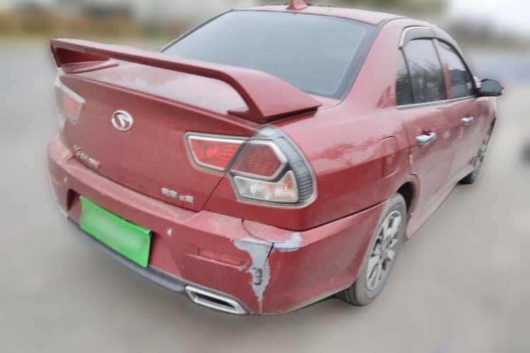 Used Soueast V3 Lingyue 2012 Revised Version 1.5L Manual – Style Edition
