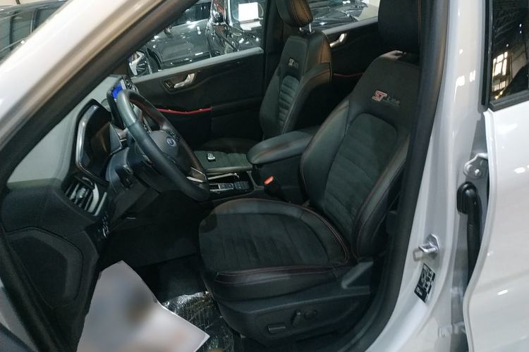 Used Ford Escape 2024 EcoBoost 245 Four-Wheel Drive ST-Line Pro Trim