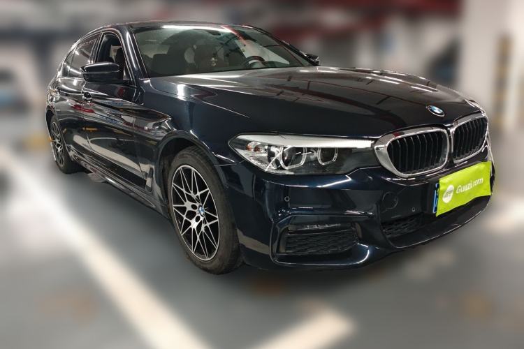 Used BMW 5 Series 2019 525Li M Sport Package Front Right 45 Deg