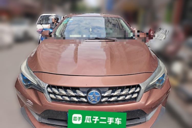 Used Venucia D60 2018 1.6L CVT Smart Connect Luxury Edition