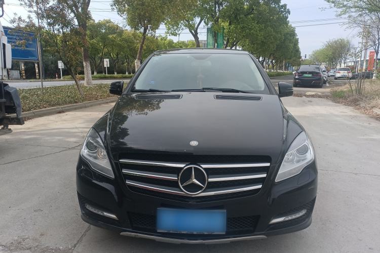 Used Mercedes-Benz R-Class 2017 R 320 4MATIC Business Edition Prestige Model
