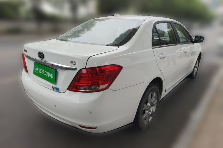 Used BYD e5 2016 300 Luxury Edition