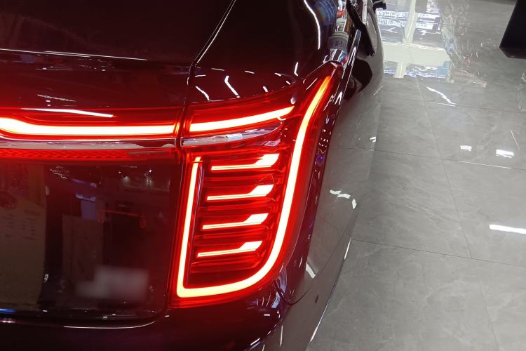 Used Hongqi H9 2020 Revised Version 2.0T Smart Connect Flagship Edition
