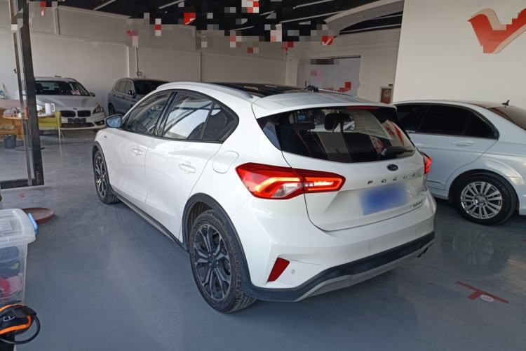 Used Ford Focus Active 2020 EcoBoost 180 Automatic Titanium Edition Rear Left 45 Deg