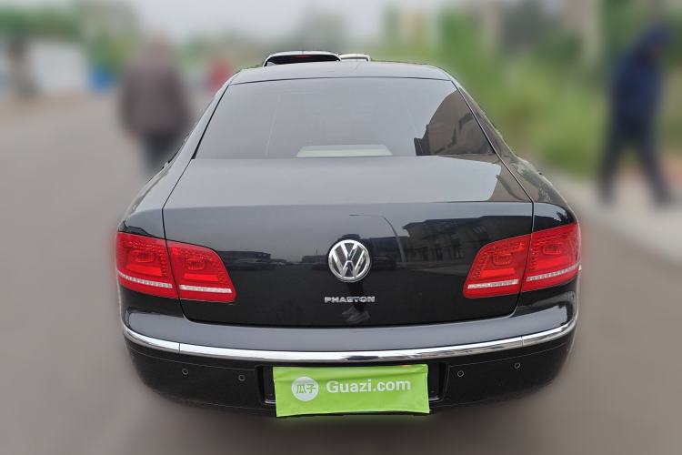 Used Volkswagen Phaeton 2011 3.6L V6 5-Seater Extended Comfort Version