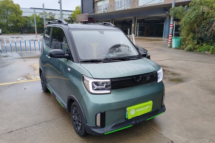 Used Wuling Hongguang MINIEV 2022 GAMEBOY 200km Gaming Edition with Lithium Iron Phosphate Front Right 45 Deg