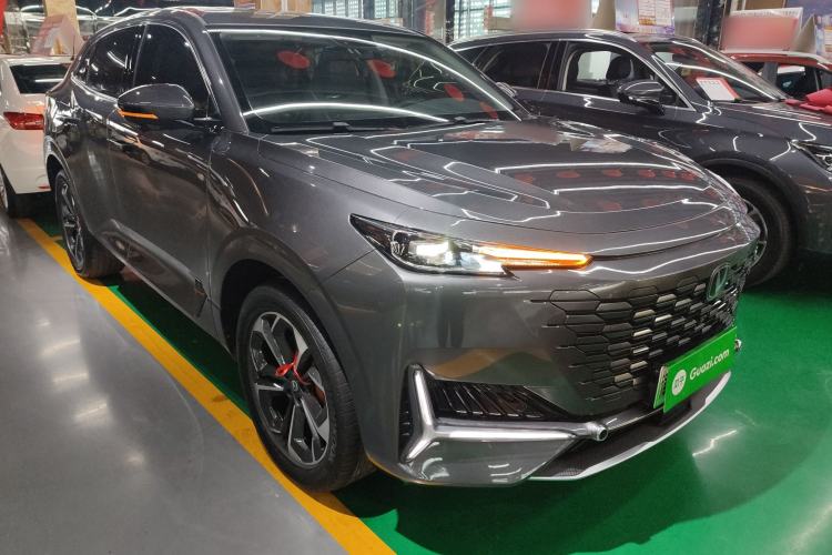 Used CHANGAN UNI-K iDD 2023 Zhidian iDD 1.5T 135km Smart & Fun Model Front Right 45 Deg