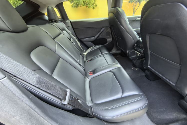 Used Tesla Model Y 2021 Standard Range Rear-Wheel Drive Version