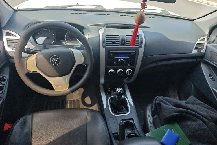 Used Foton Tunland 2017 2.8T E3 Diesel Two-Wheel Drive Extended Comfort Version BJ493ZLQ4