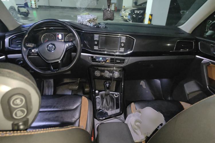 Used Volkswagen Tayron 2019 330TSI Two-Wheel-Drive Luxury Version China V Emission Standard