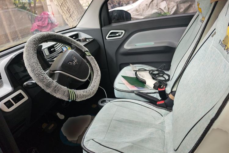 Used Wuling Hongguang MINIEV 2021 Macaron Premium Model – Lithium Iron Phosphate Left Front Seat