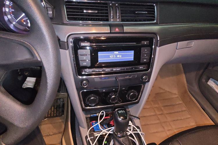 Used Skoda Superb 2013 1.4TSI DSG Sport Edition Audio And AC Panel