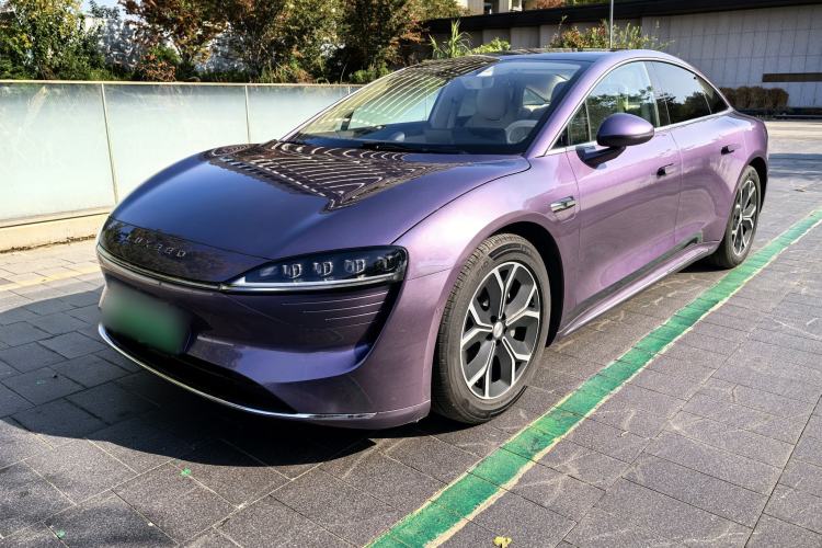 Used Hima Luxeed S7 2025 705 km Pro