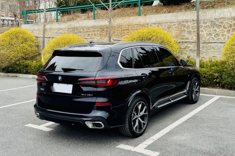 Used BMW X5 2022 xDrive 40Li M Sport Package
