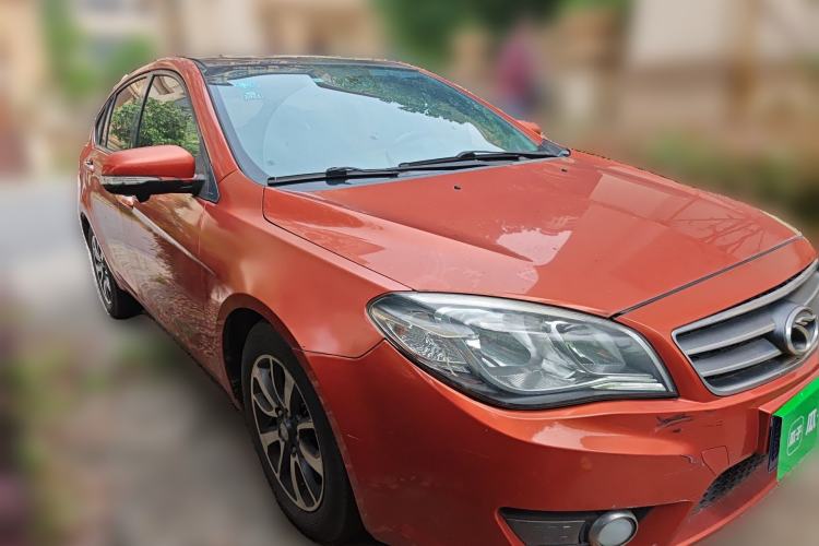 Used Soueast V6 Lingshi 2013 1.5L CVT Elite Edition Front Right 45 Deg