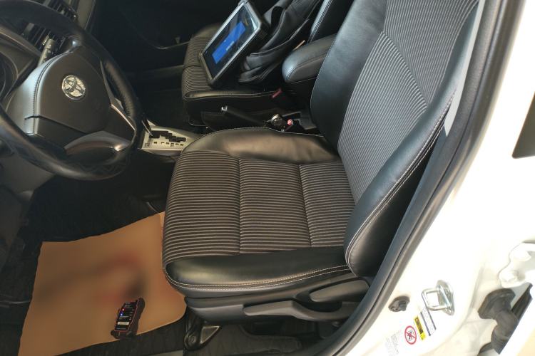 Used Toyota YARiS L Zhi Xuan 2015 1.5G Automatic Xuan Dong Sunroof Special Edition